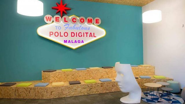 hall10_polo